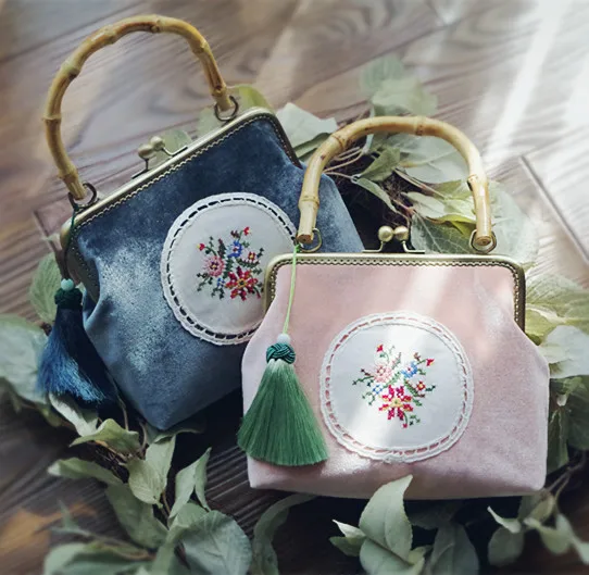 Женская бархатная сумка LilyHood винтажная на плечо с цветочной вышивкой деревянной