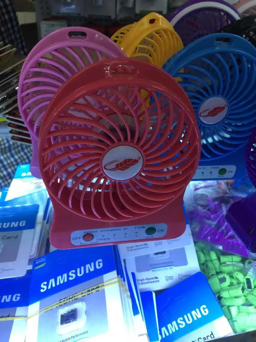 Multi-color мини вентилятор сильный ветер аккумуляторная USB портативный охлаждения