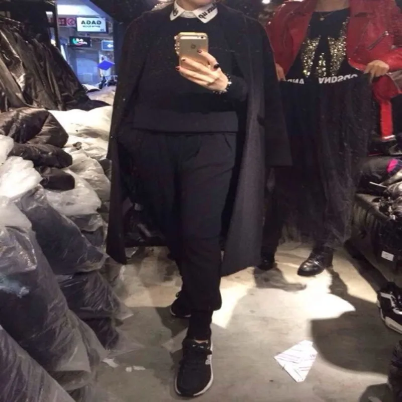 Комплект одежды из 2 предметов: укороченный топ и юбка с круглым вырезом новые