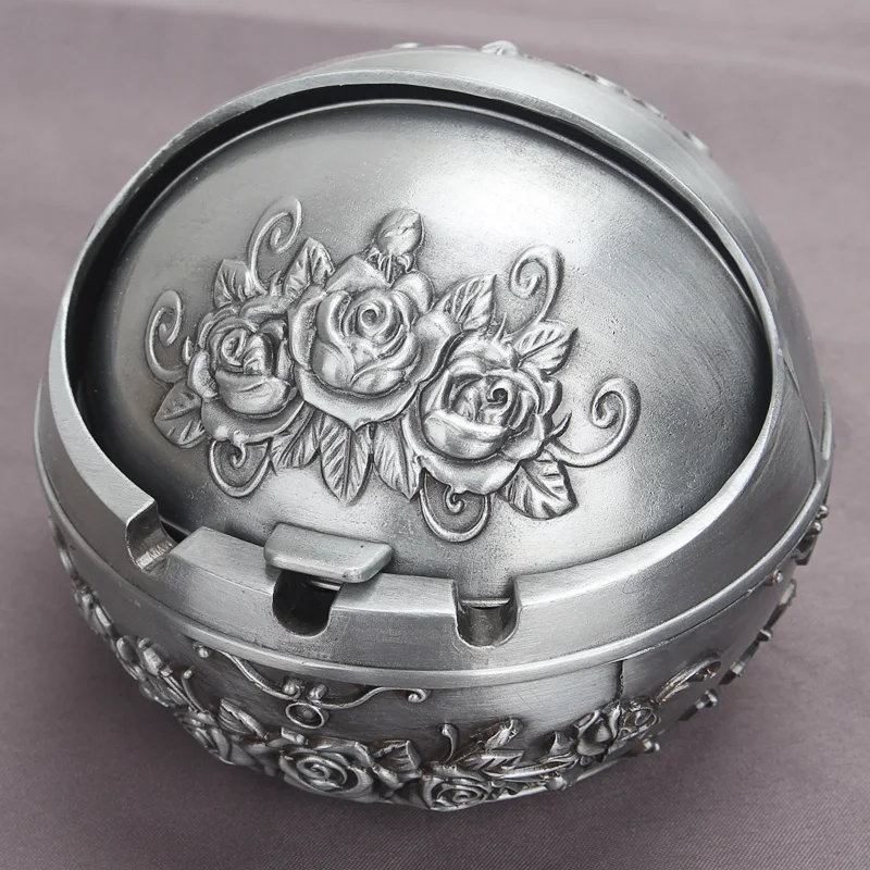

Ashtray personality multi-function European ashtray wind restoring ancient ways home sitting room with cover