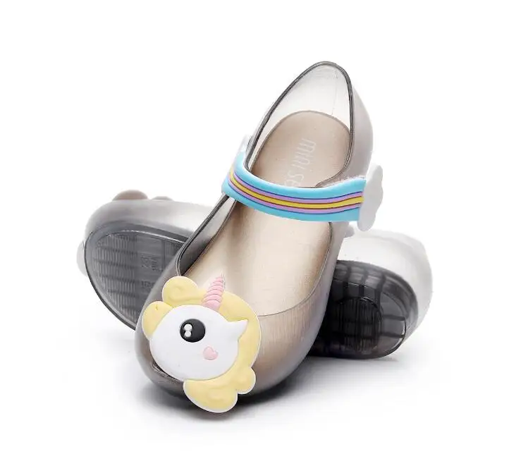 Новинка 2018 года Сандалии для девочек Прозрачная обувь маленьких мальчиков и с