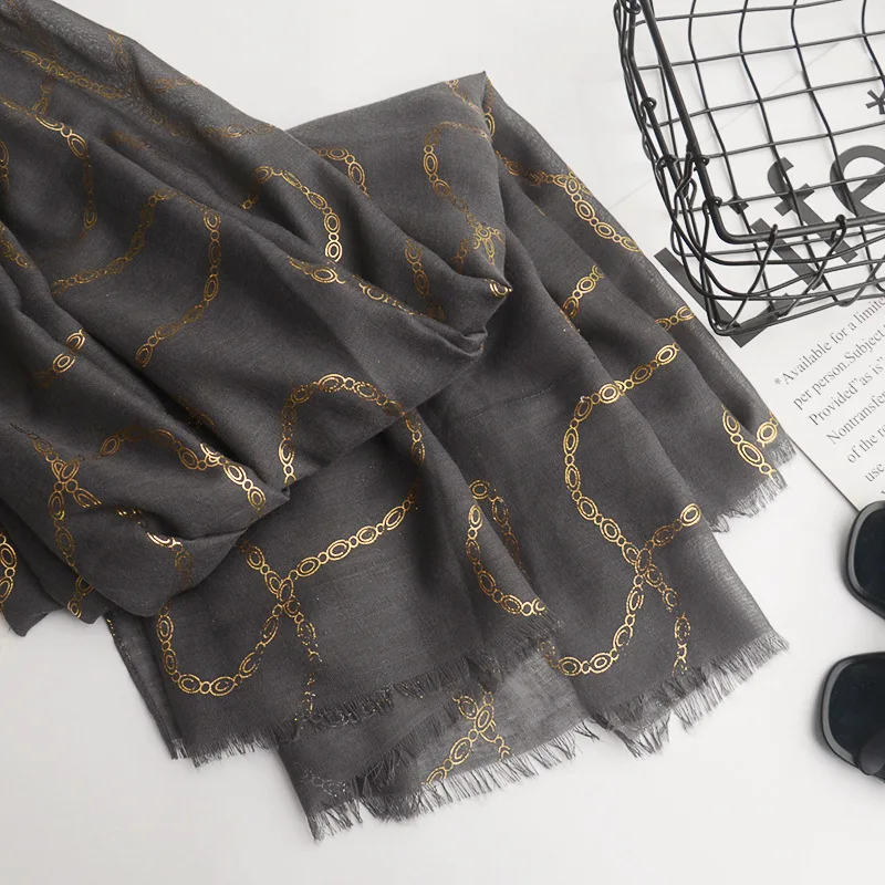 2018 Fashion Chain Pattern Gold Foil Fringe Scarf Women Cotton Voile Shawls Wrap Hjiab Muffler 7 Color Free Shipping |