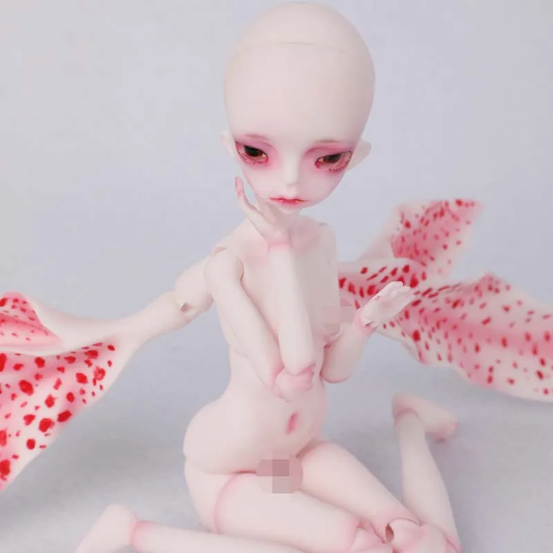 Новое поступление 1/8 BJD кукла DZ специальное тело ирис с глазами для детей подарок на день рождения(включая крылья