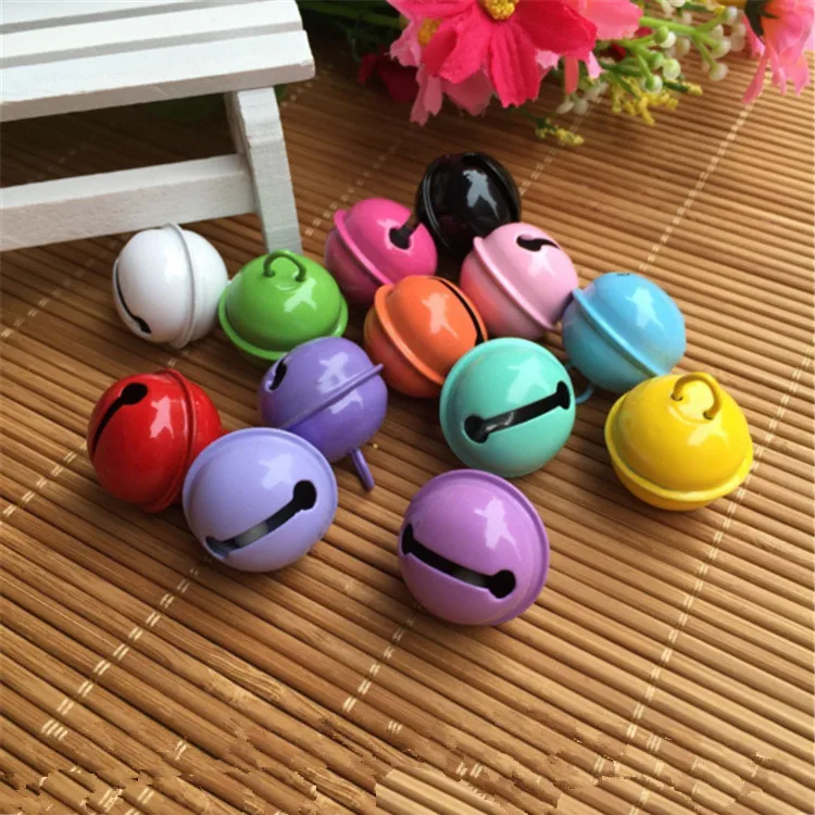8Pcs/lot Beautiful Iron Loose Beads Jingle Bells Christmas Party Decoration Pendants
