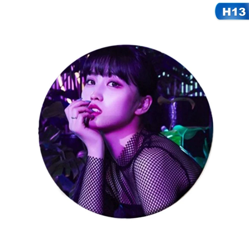 KPOP TWICE JYPNation Фотокнига TZUYU NAYEON SANA MINA DAHYUN значок с фото булавки броши для одежды шляпа рюкзак - Окраска металла: 13