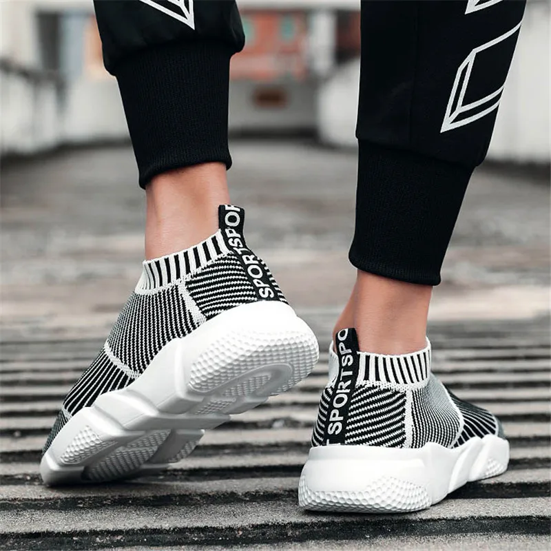 Fashion Sports Men's Shoes Breathable Casual 2019 Summer New Elastic Stockings Women's Outdoor Training | Обувь