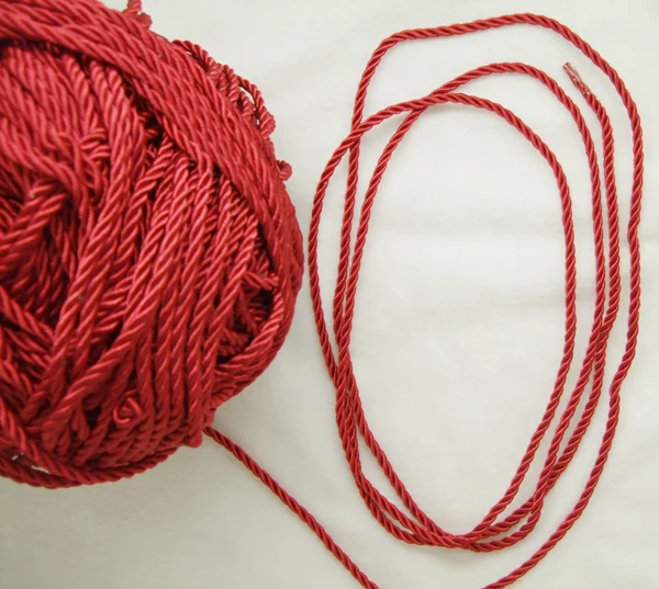 

Free shipping Vintage twisted Rayon 10mtrs/Lot Size 4mm cord Warm Red dyeable cording