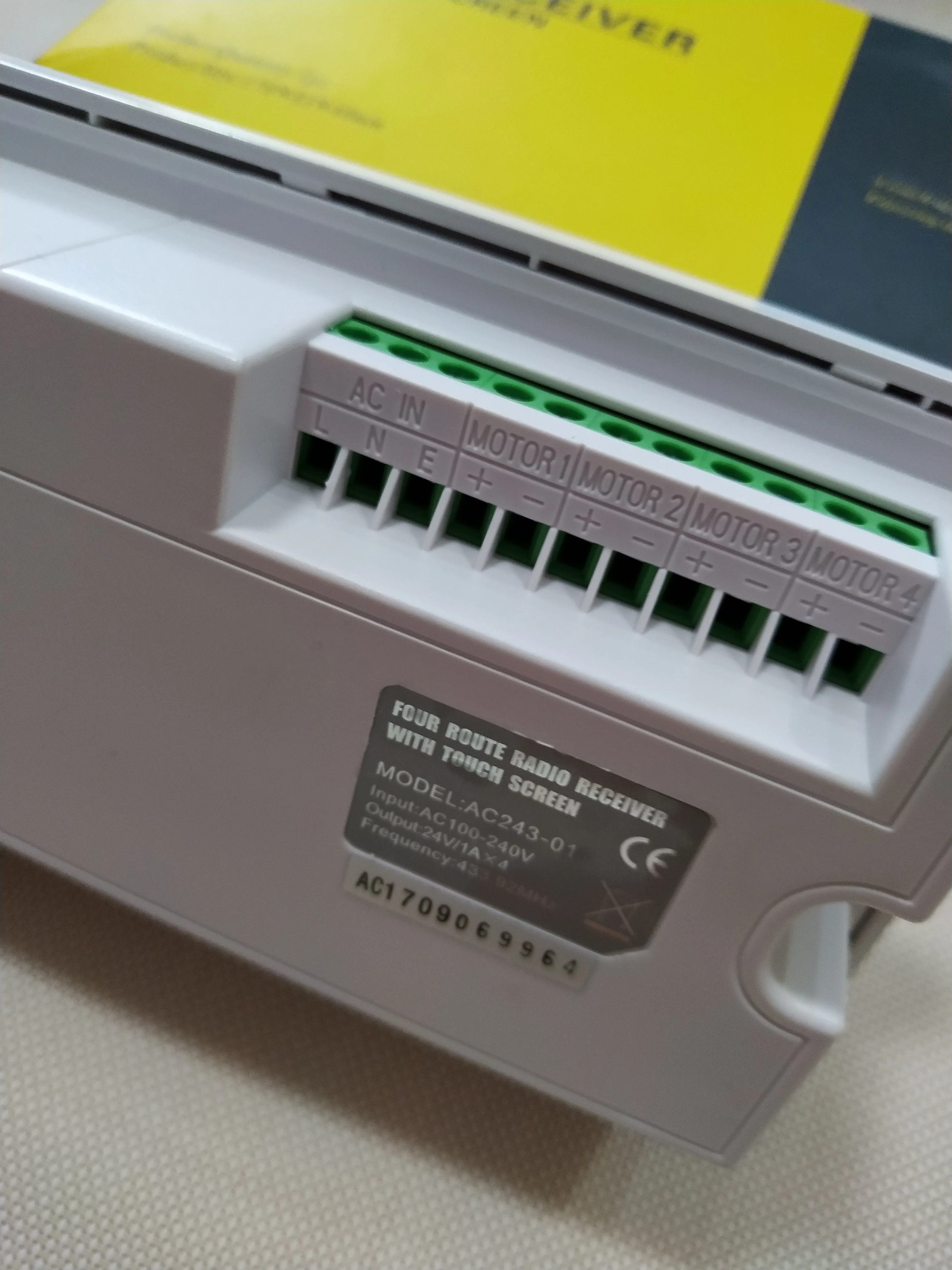 4 банда сенсорный настенный смарт-переключатель, AC110-240V до DC24v беспроводной жалюзи мотор настенный переключатель умный Венецианский затвор