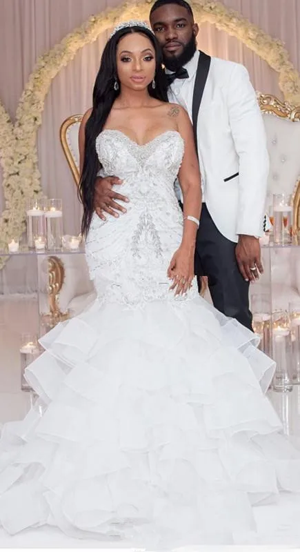 2021 Sexy Mermaid Wedding Dresses Sweetheart Crystal Pearls Beaded Embroidery Ruffled Layered Nigerian Bridal Gowns | Свадьбы и