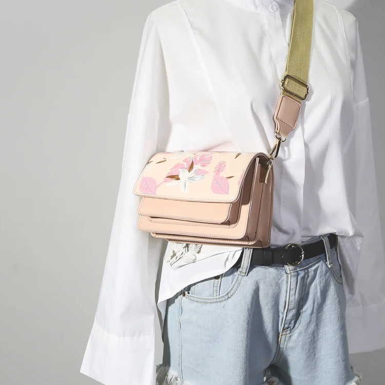 Зеленый и розовый с принтом листьев из искусственной кожи Для женщин Crossbody Сумка