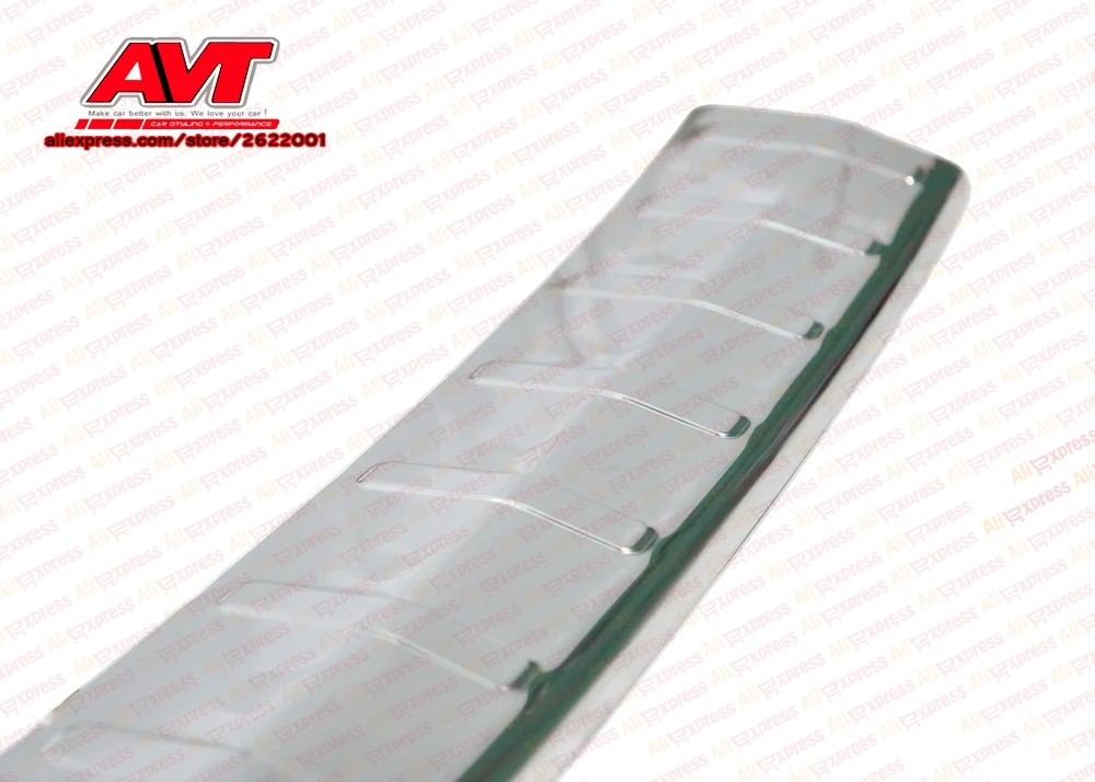 Накладка для Mitsubishi Outlander 2015 на задний бампер декоративная защита хромированные