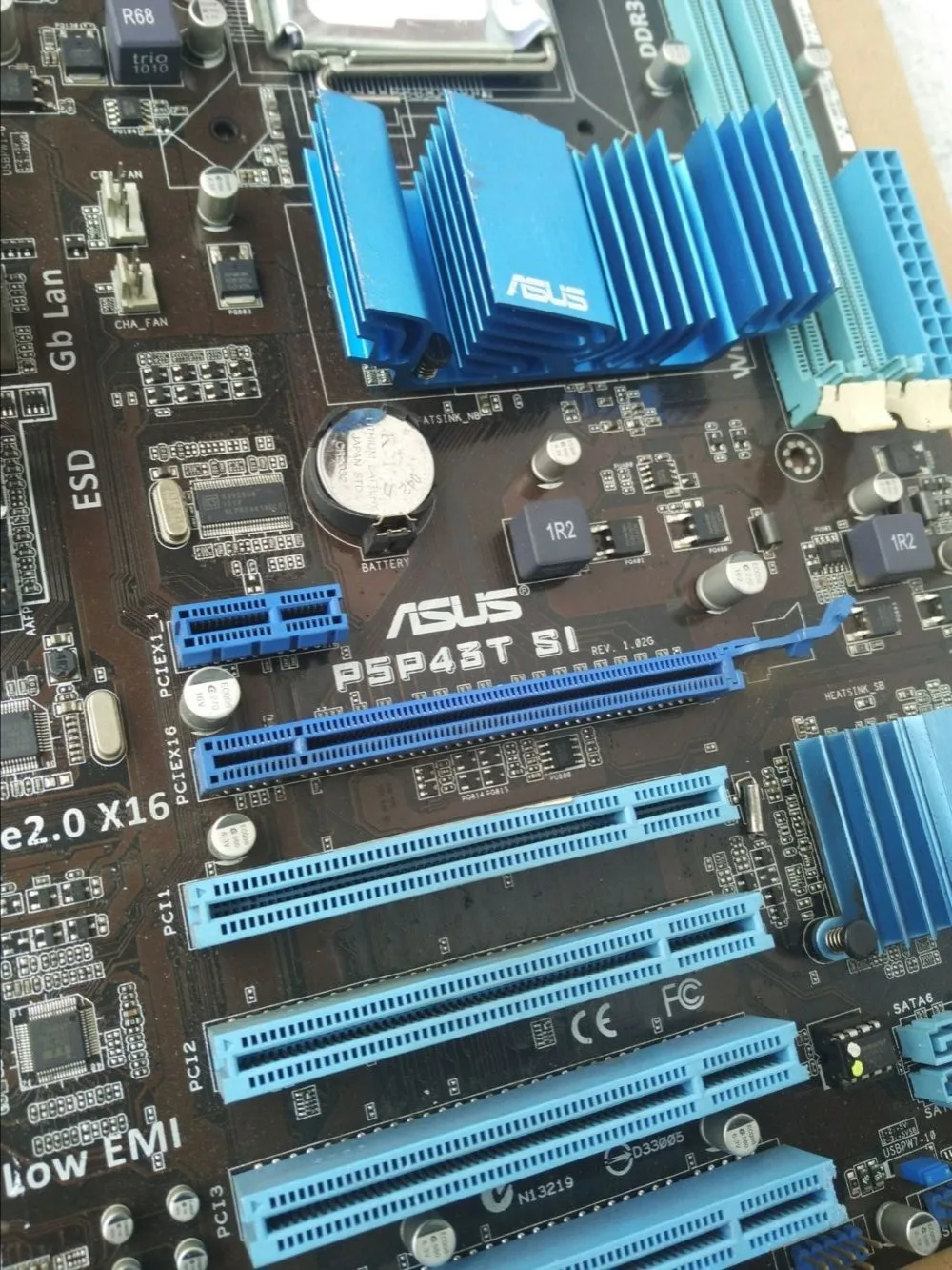 Бесплатная доставка оригинальный ASUS p5p43t SI LGA 775 DDR3 16 ГБ P43 плата все одноцветное