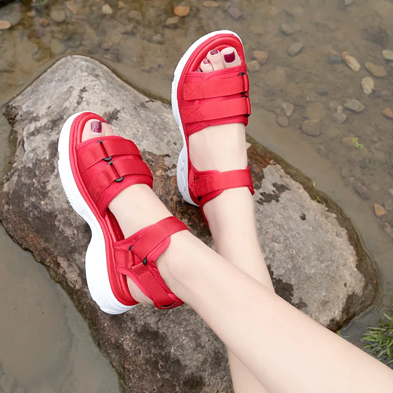 Женские кожаные сандалии на плоской платформе Fujin повседневная пляжная обувь для