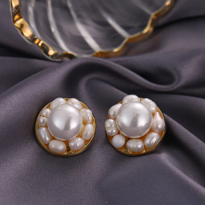 

Korean NYU minority design 14K Earrings natural pearl S925 ear nail net red round girl Baitie jewelry