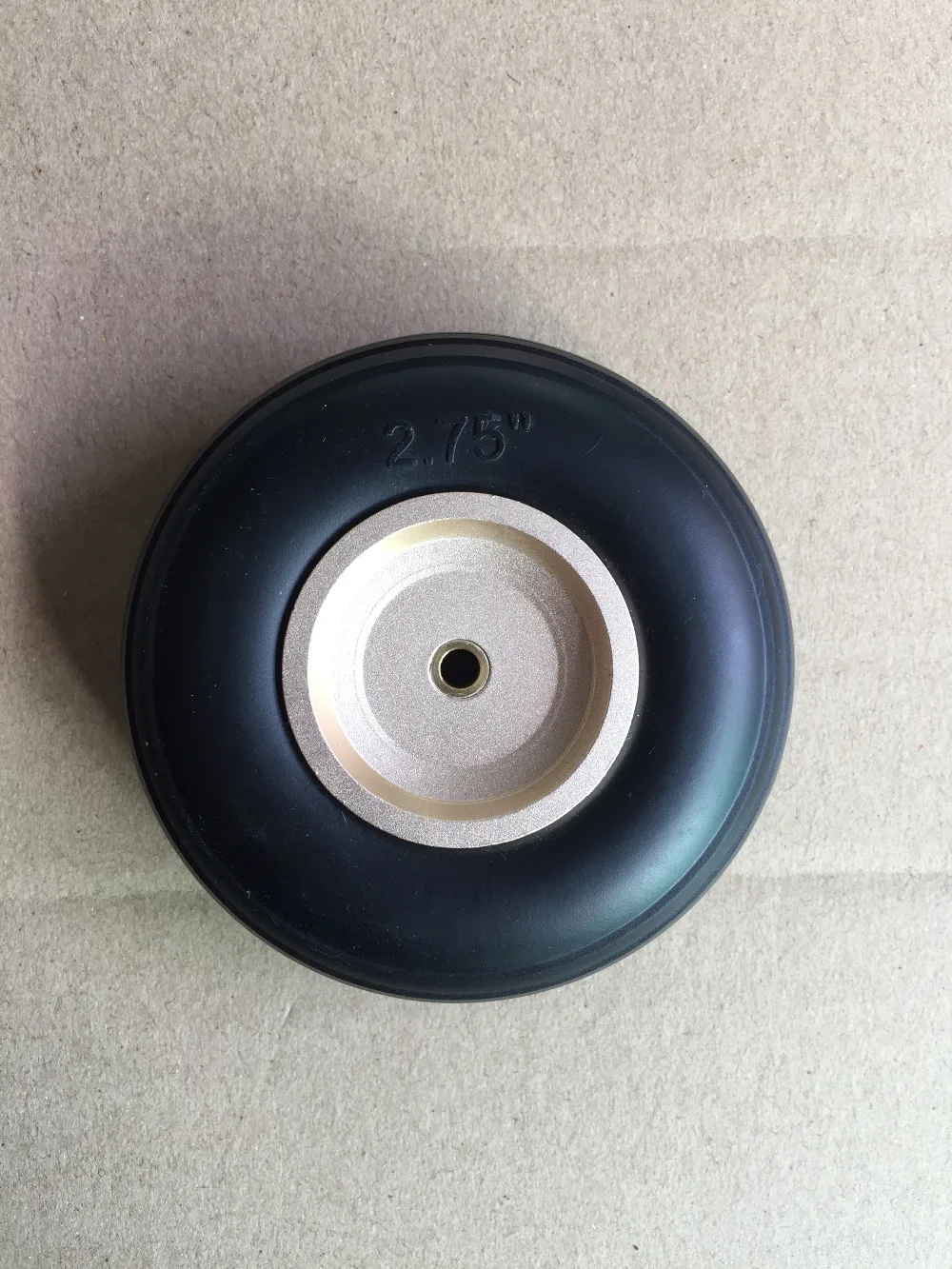 Полиуретановое колесо для радиоуправляемого самолета с алюминиевой втулкой CNC 2