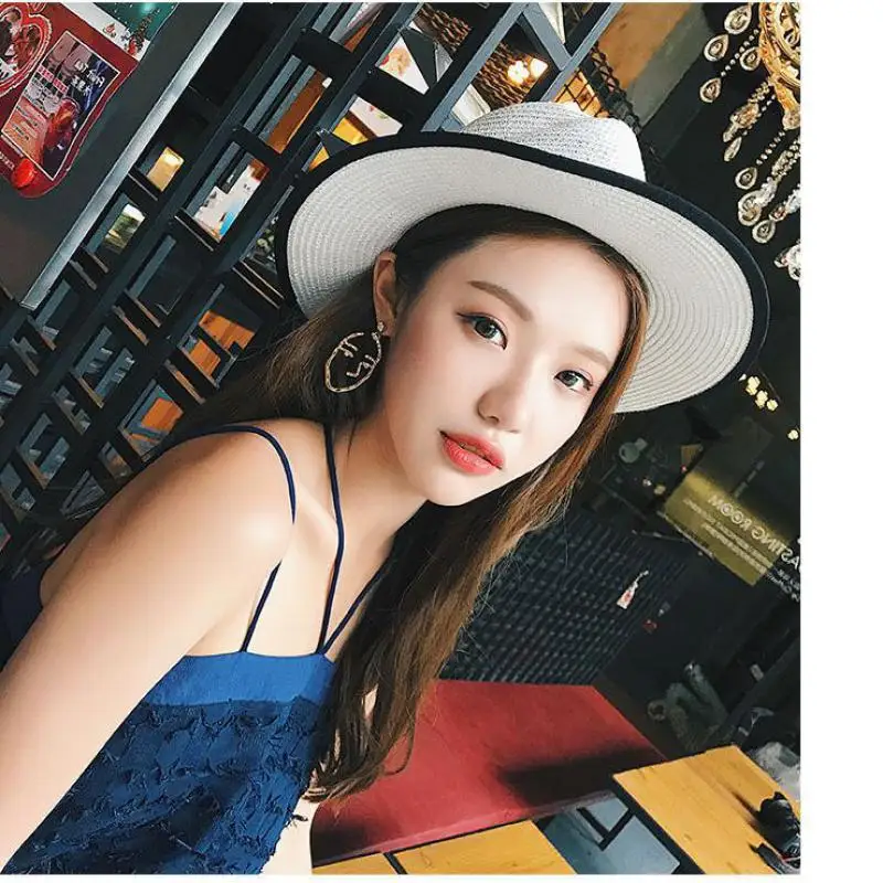 New Exaggerated Earringsfun Face Earrings Abstract Outline Design Hollow For Women Statement Wholesale | Украшения и аксессуары