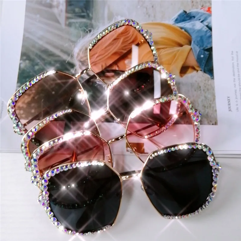 Luxury Rhinestone Square Sunglasses Women Brand Pink Black Clear Lens Oversized Diamond Sunglasses For Men Vintage Shades