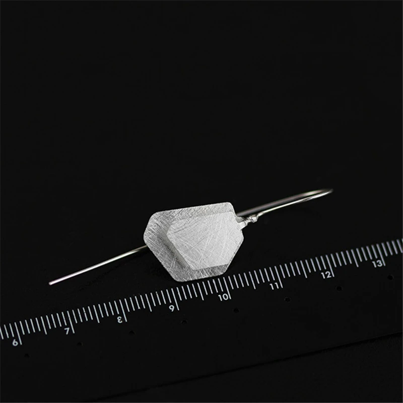 Lotus весело Настоящее стерлингового серебра 925 природных творческий ручной Fine Jewelry нерегулярные полигон Висячие серьги для женщин brincos