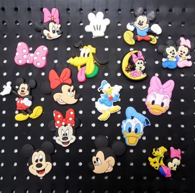 100 шт. Популярные Мультфильм MIX Микки и Минни Маус ПВХ мягкий патч Jewelry Интимные аксессуары украшения DIY P-12