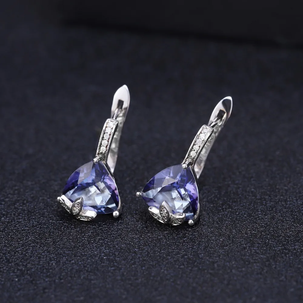 Серьги гвоздики женские из серебра 925 пробы с натуральным голубым Мистик кварцем