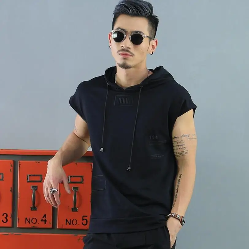 

Free Shipping Korean Version Of The Spring And Summer Men's Casual Sleeveless Hooded Black Large Size Mace Vest / M-4xl