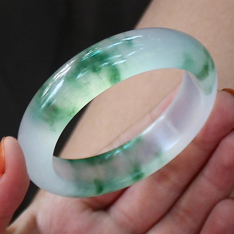 

Selling Jewelry>>>Natural authentic Burma ice floating flower jades jades bracelet female models Special A jades bracelet