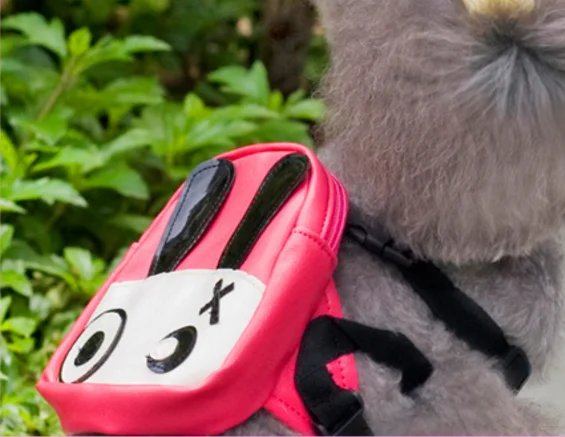 Маленькая собака переносная сумка. Собачка рюкзак. Товары для кошек и собак выйти