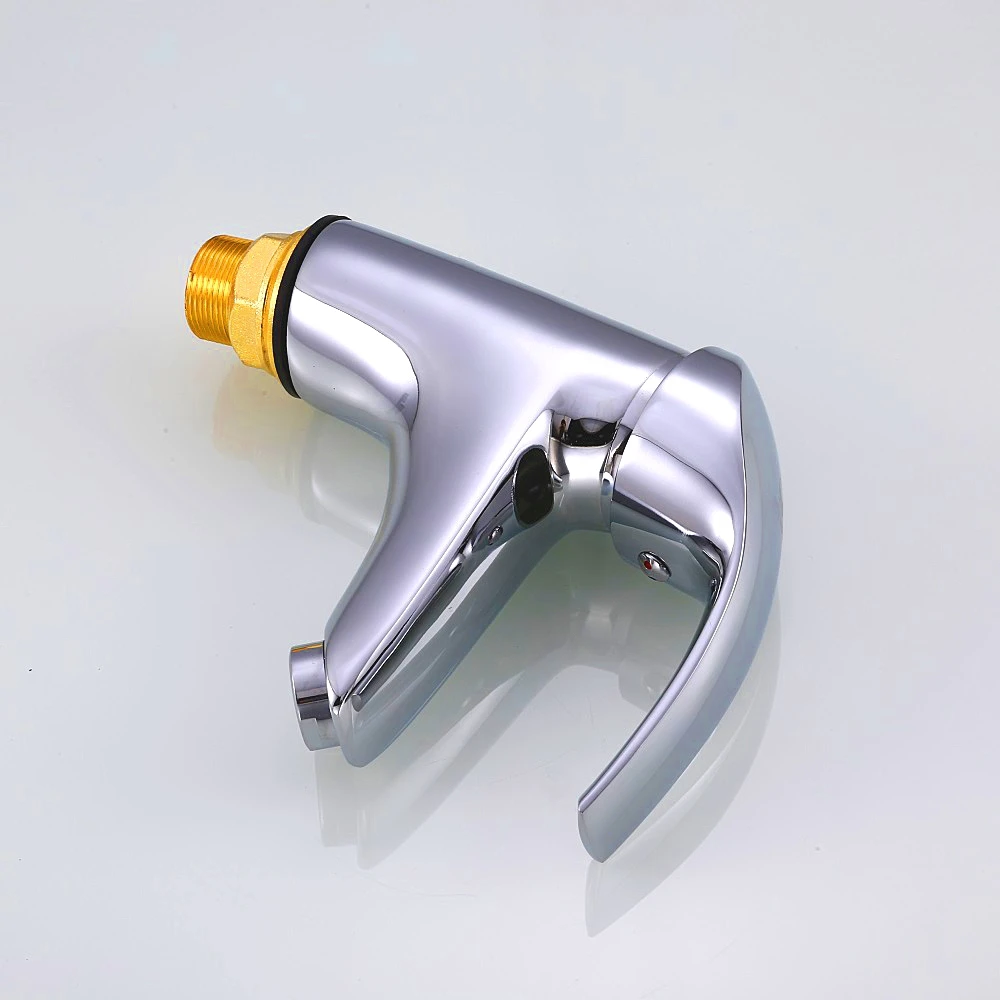 Стильный элегантный смеситель для ванной комнаты хромированная отделка с одной