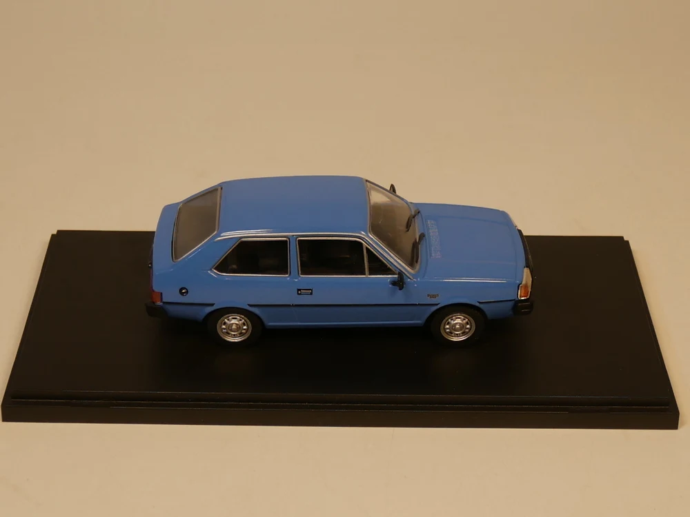 Литая модель автомобиля IST 1:43 Volvo 343|Наземный транспорт| |