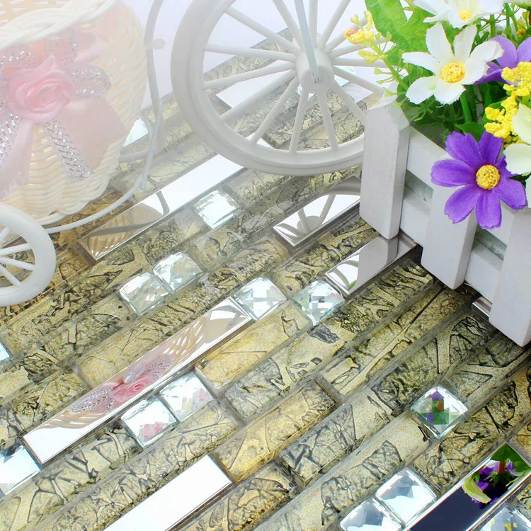 Желтая длинная и короткая полоса стекла смешанные стильные стальные