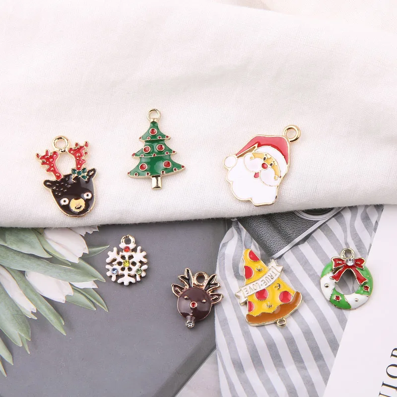 

10pcs Christmas Series Tree Enamel Charms Santa Claus Deer Snowflake Pizza Pendants Gifts DIY Bracelets Jewelry Accessory YZ035