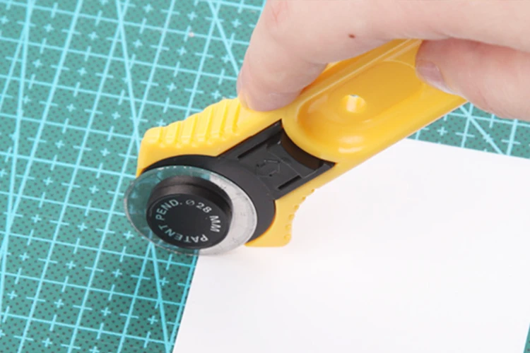 2017 28 мм Резка Ножи роторный инструмент Интимные аксессуары лоскутное Резаки для