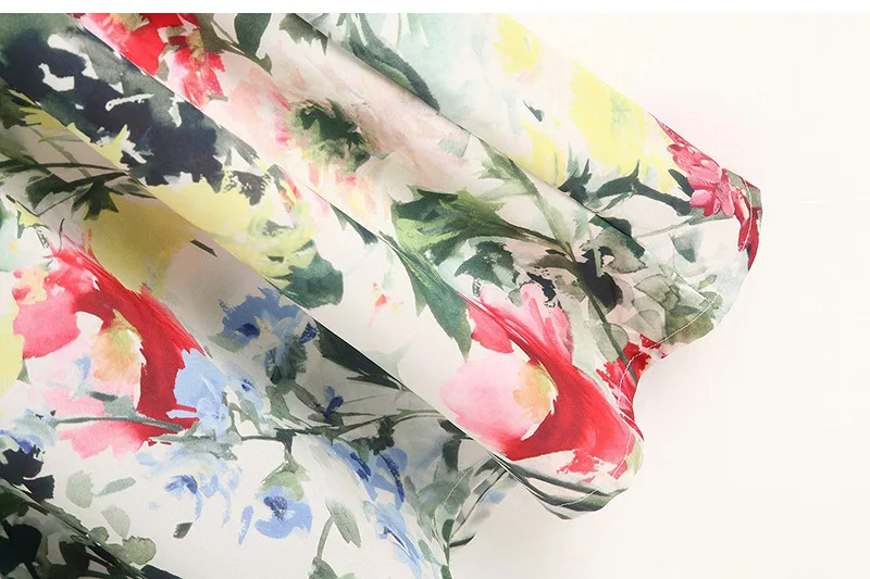 Женское платье миди с коротким рукавом и цветочным принтом поясом на молнии