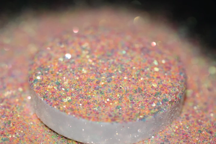 Iced Opal Deluxe блеск микс, смоляные опаловые эффекты, прозрачный белый цвет с неоновым мелким опаловым блеском