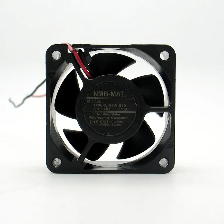 NMB MAT 1406KL 04W S30 CA7 DC 12V 0.11A 35x35x15 мм вентилятор охлаждения сервера|square fan|server fandc fan 12v |