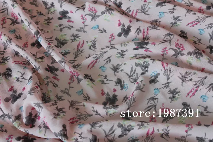 Шифоновая ткань шириной 150 см светильник большой светло розовый фон с цветочным