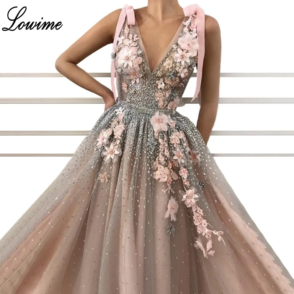Special Arabic Couture Prom Dresses 2019 Long A-Line V-Neck Evening Party Gowns Red Carpet Flowers Celebrity Vestidos De Festa