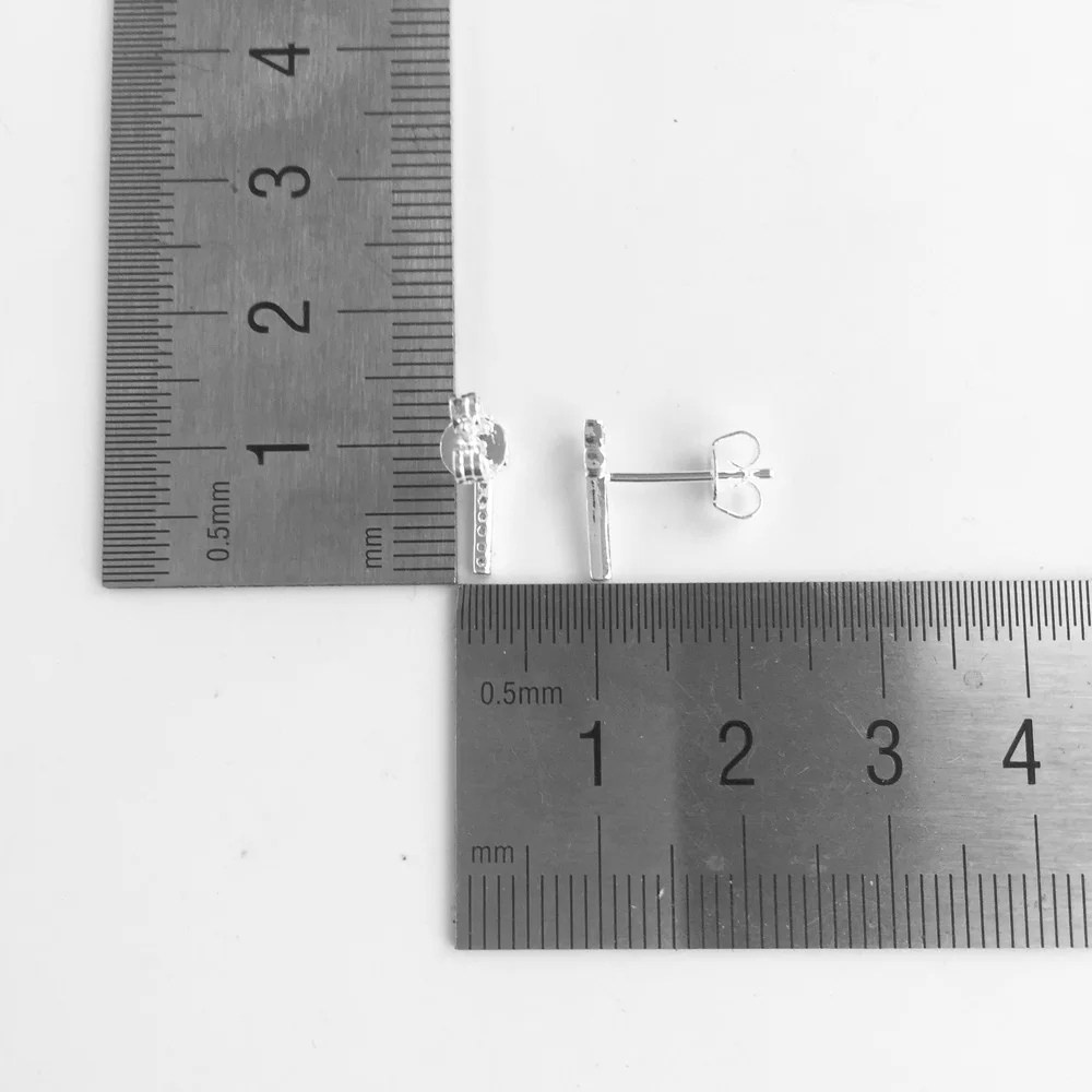 Женские серьги гвоздики в креольском стиле повседневные с фианитом