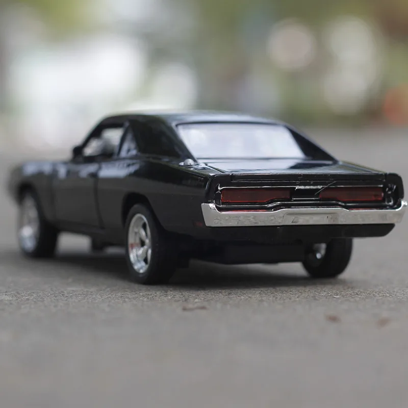 Высокая моделирования 1:32 Dodge литья под давлением сплава металла роскошь гоночный