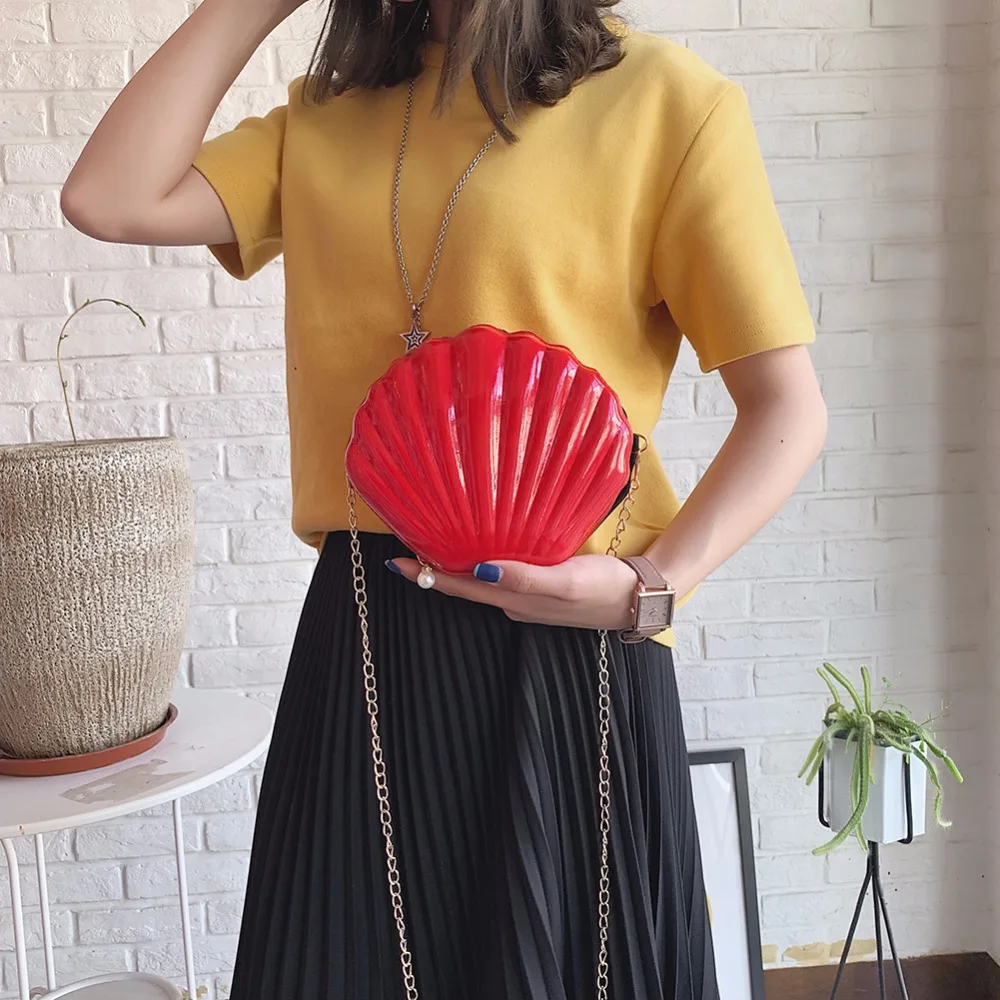 Сумка кросс боди Женская с цепочкой модный брендовый клатч на плечо