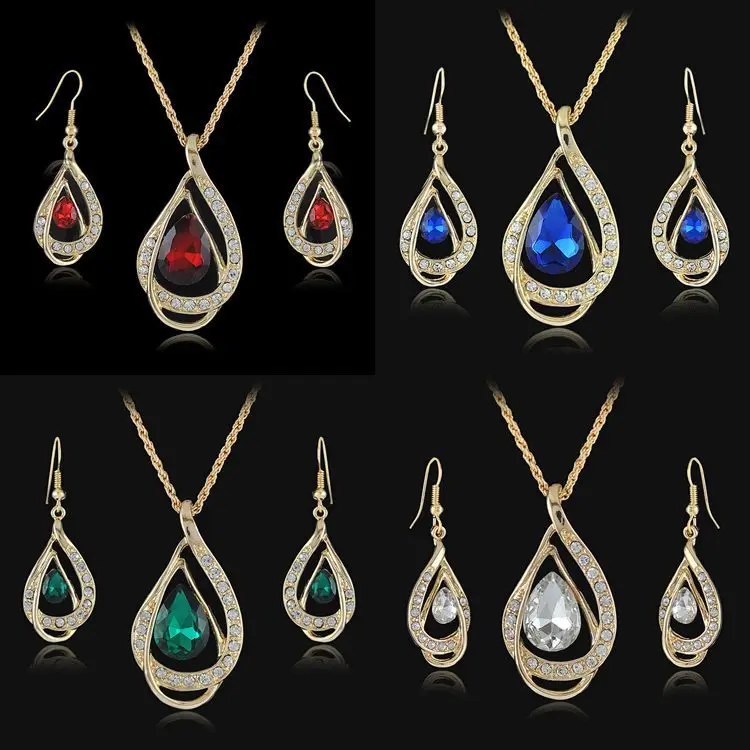 Женский ювелирный комплект из колье серёг и кольца с австрийскими кристаллами|new