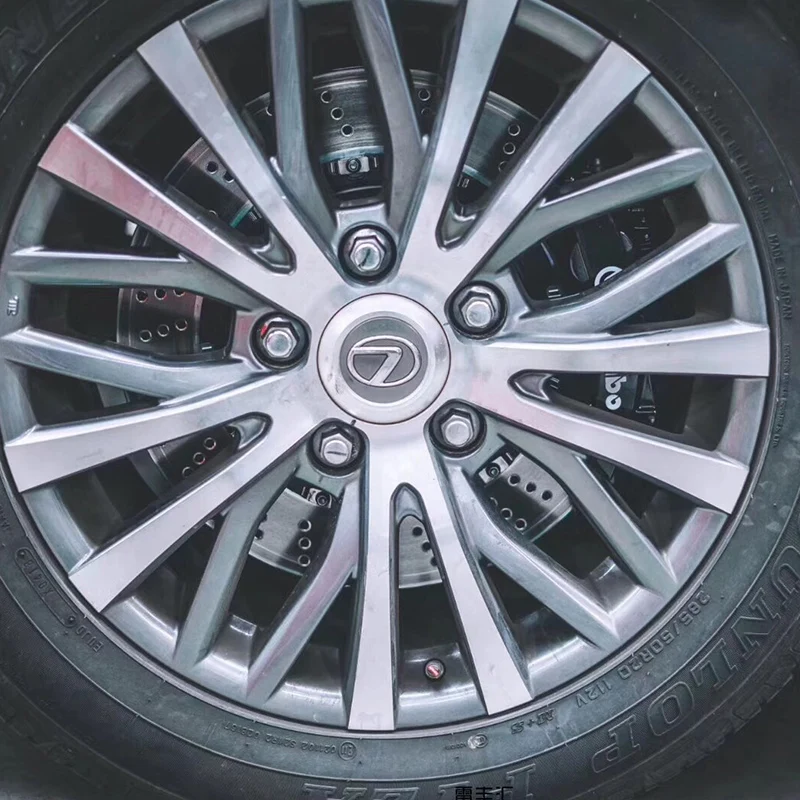 Lexuz LX570 передний BREMBO GT6+ 405 мм вентилируемый Просверленный задний BREMBO GT4+ 380 мм вентилируемый Просверленный