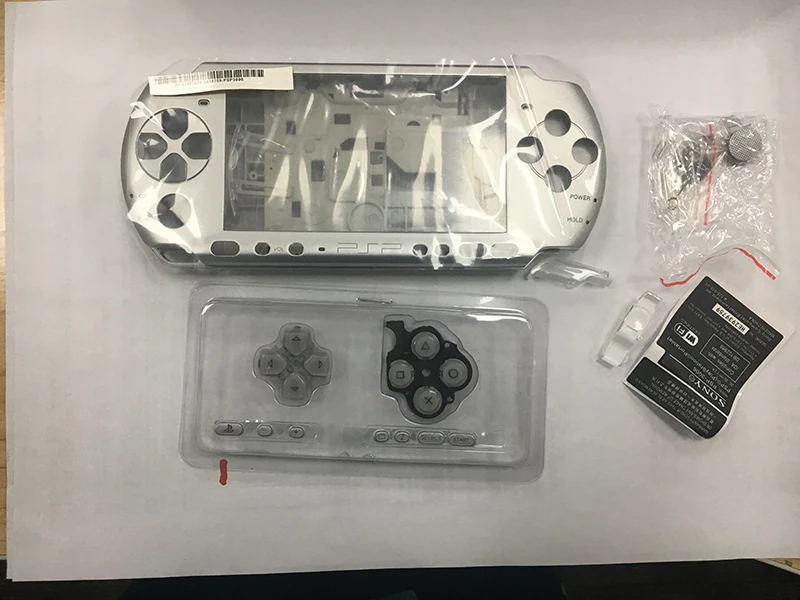 Чехол для PSP 3000 серебристый чехол с винтом-наклейкой | Электроника