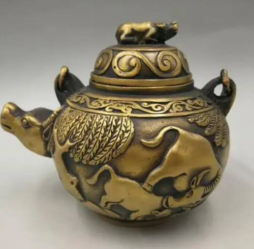 Изысканный китайский старинный латунный ручной работы корова крупного рогатого