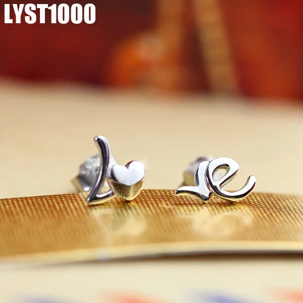 Lyst1000 ювелирные изделия 925 серебро Серьги-гвоздики для Для женщин с надписью Love