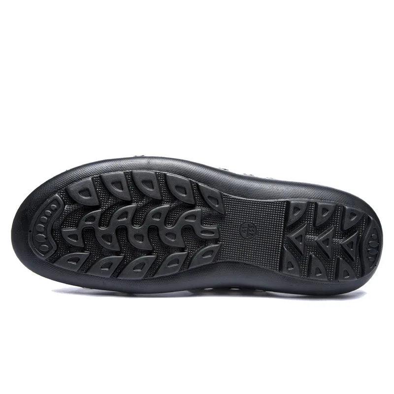 Mazefeng Summer Genuine Leather Slippers High Quality Men Sandals Rivet Beach Mens Slippers Platform Male Sandals Rubber Shoes