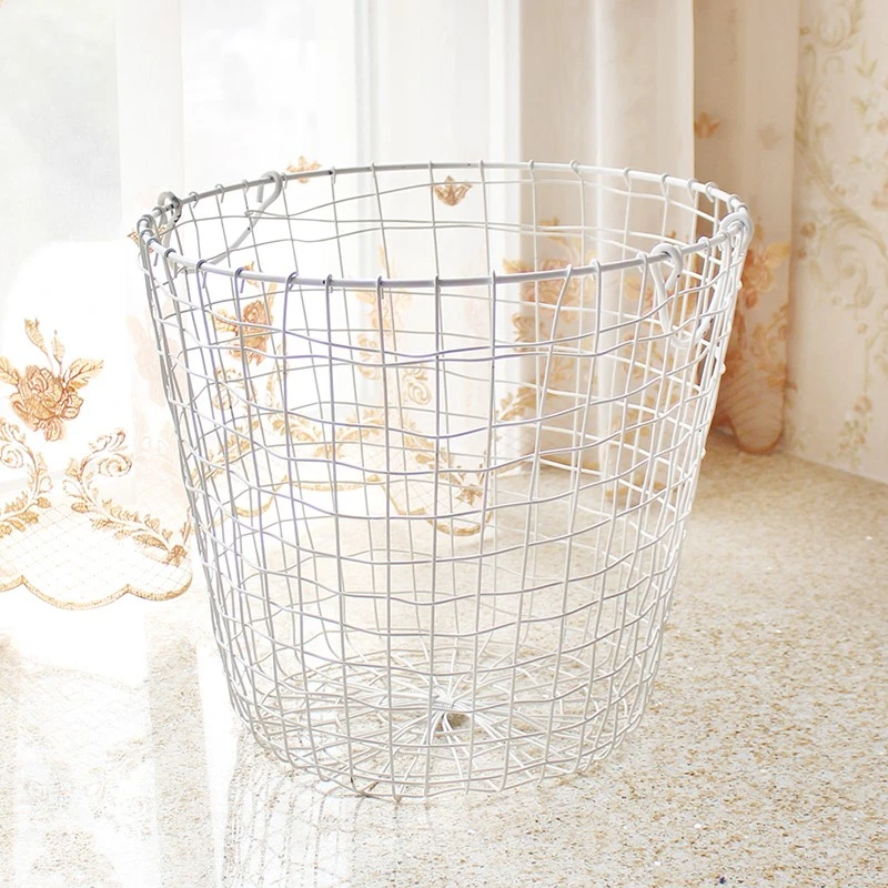 Nordic Metal Grid Storage Baskets Creative Handmade Retro Office Desktop Organizer Portable Handle Decoration Sundries Buckets