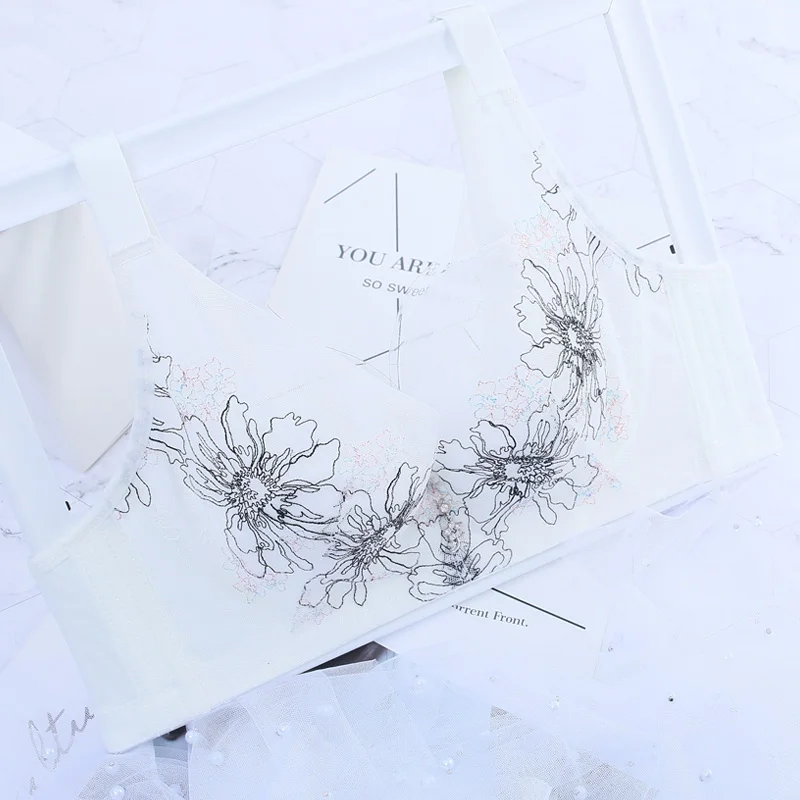 Новое поступление плюс Размеры бюстгальтер ультратонкий Кружева Bralette для женщина Push Up хлопковый бюстгальтер на косточках C D чашки бюстгальтеров тонкое нижнее белье