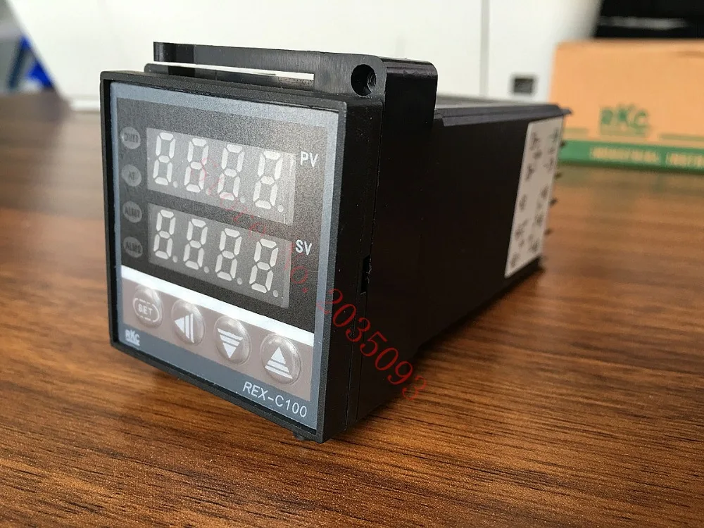 

REX-C100 Digital Temperature Controller relay output with Range 0-400 Degrees Celsius 50Hz