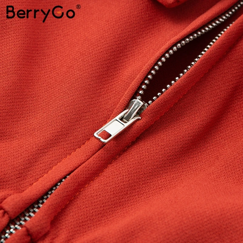 Женский Длинный комбинезон BerryGo без рукавов с открытыми плечами на молнии